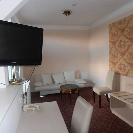 Hotel Hesse Schenefeld  Εξωτερικό φωτογραφία