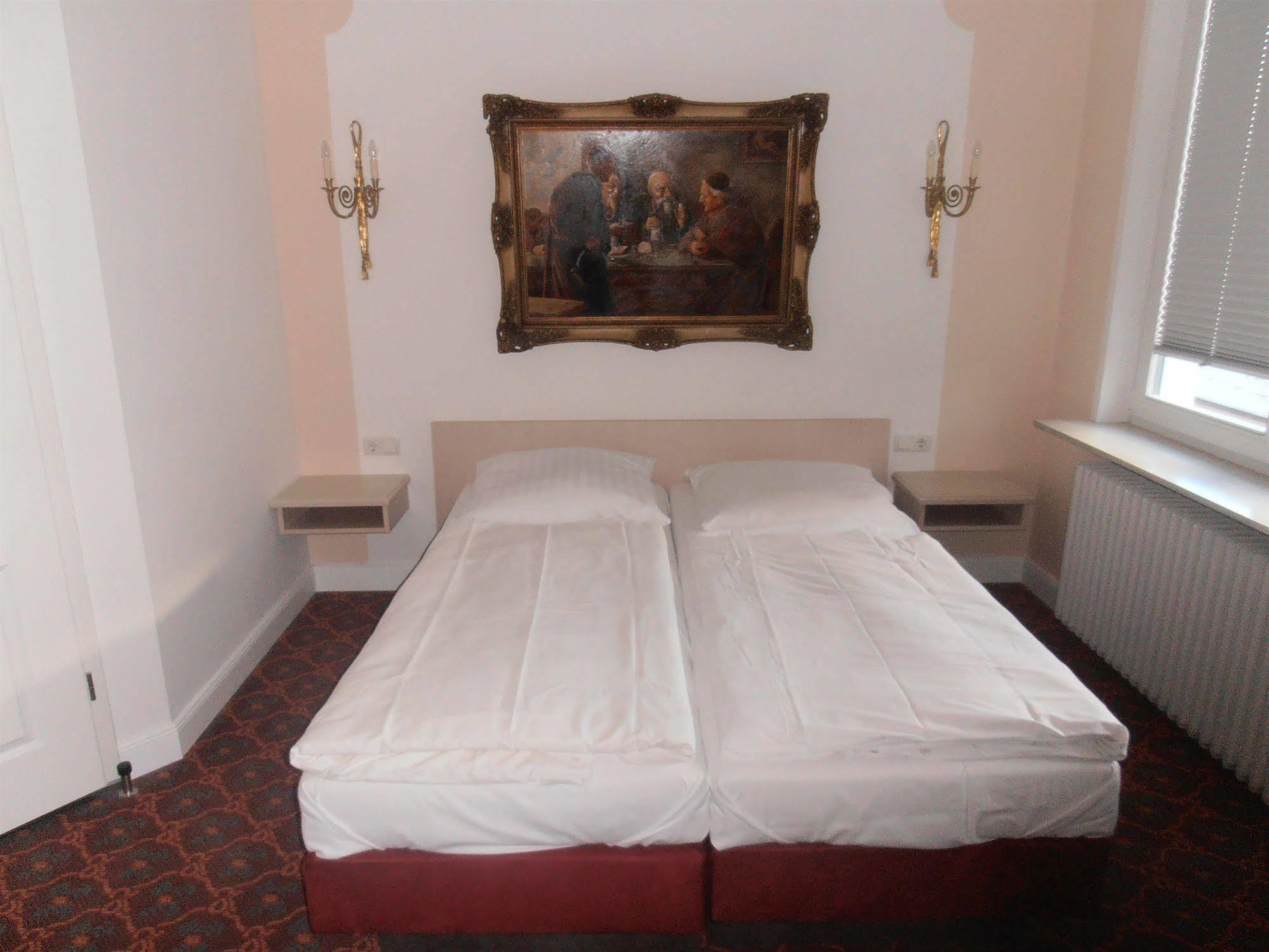 Hotel Hesse Schenefeld  Εξωτερικό φωτογραφία