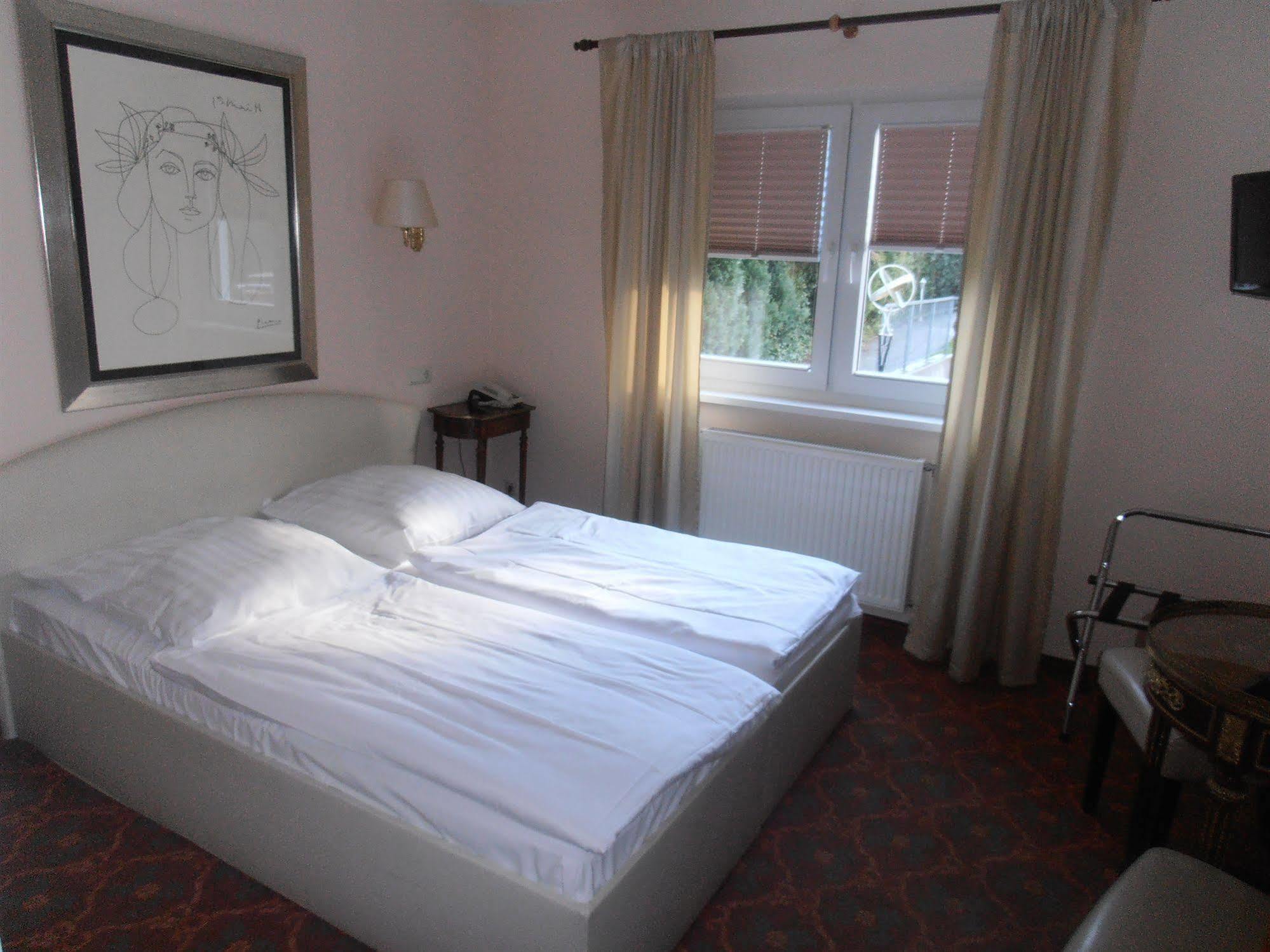 Hotel Hesse Schenefeld  Εξωτερικό φωτογραφία